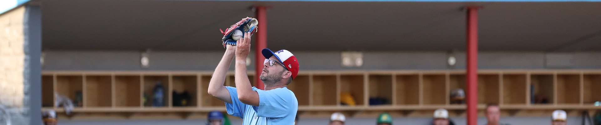 Click to show or hide the buttons