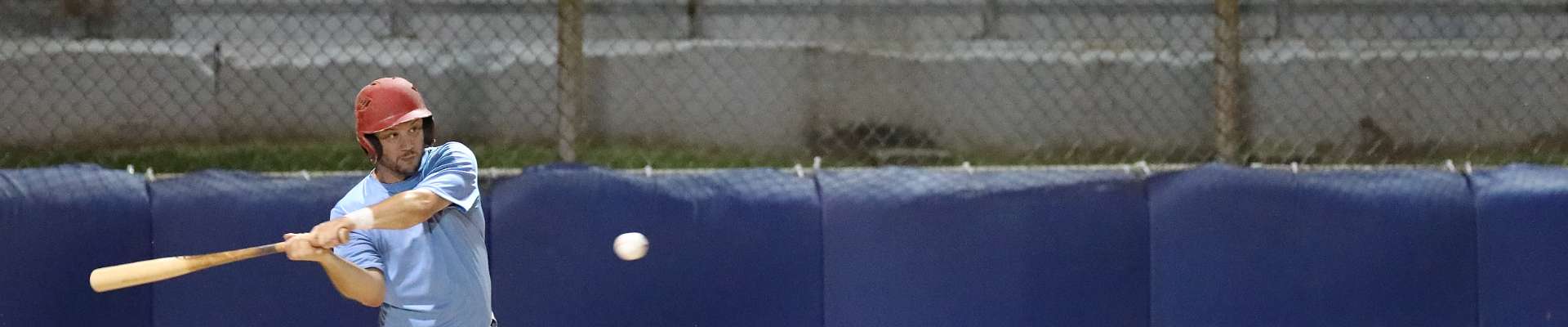 Click to show or hide the buttons