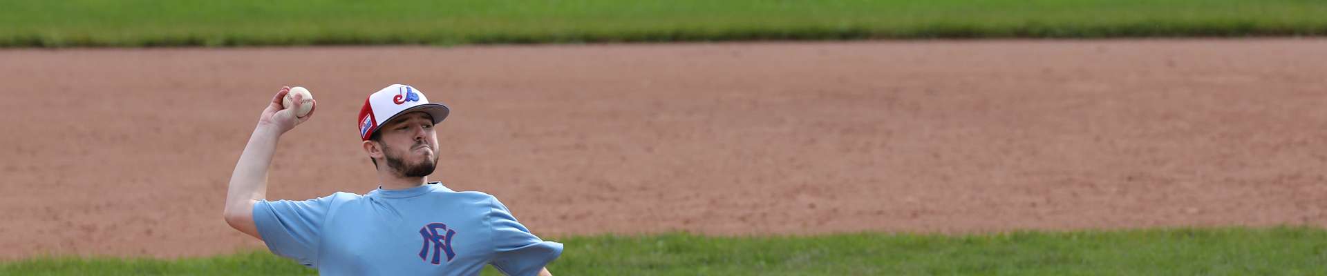 Click to show or hide the buttons