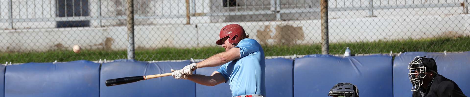 Click to show or hide the buttons