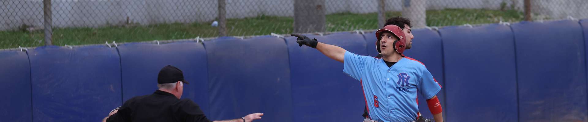 Click to show or hide the buttons