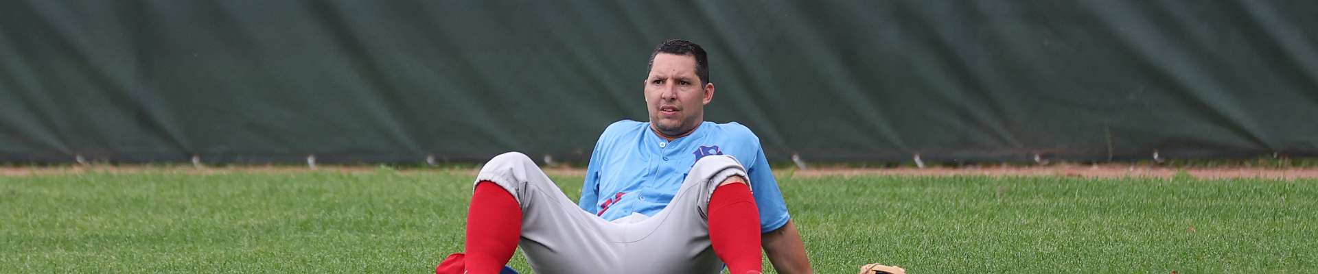 Click to show or hide the buttons