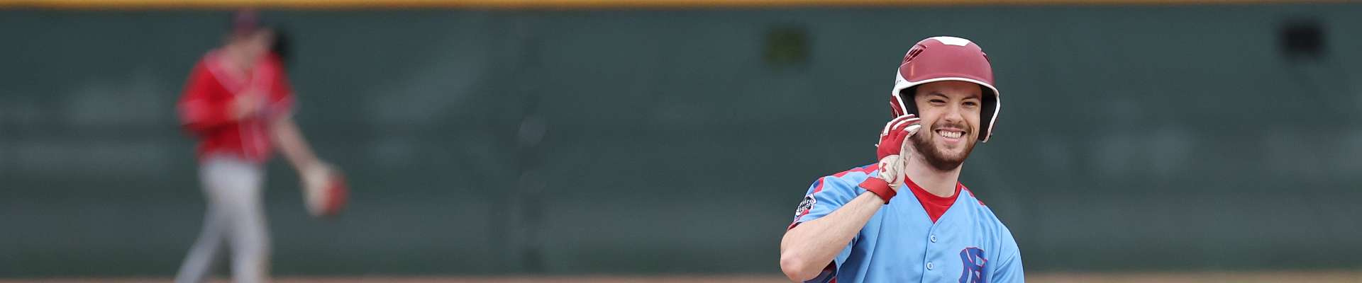 Click to show or hide the buttons