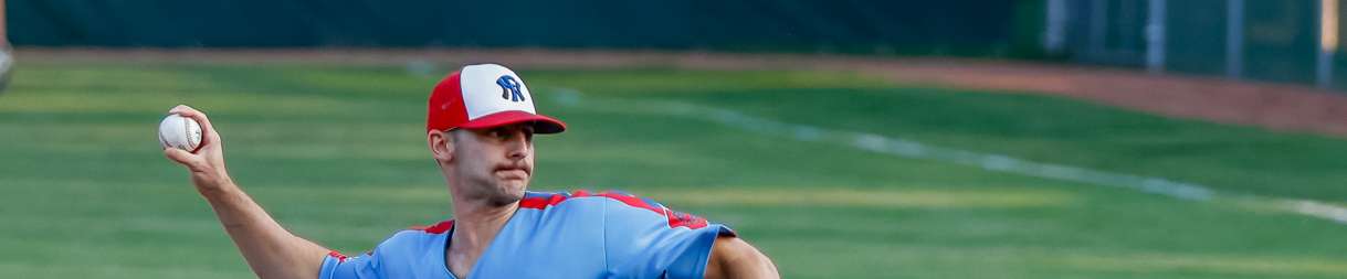 Click to show or hide the buttons