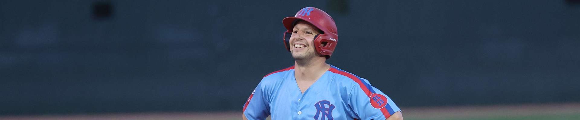 Click to show or hide the buttons