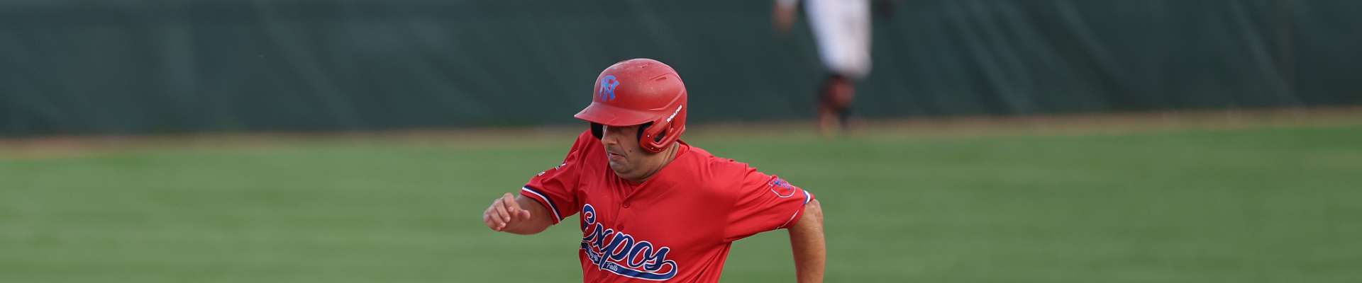 Click to show or hide the buttons